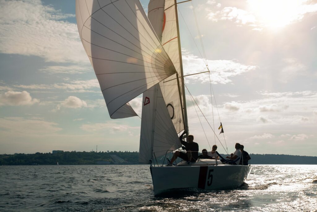 VOILES DES SAINT TROPEZ ESCAPADE D’AZUR
